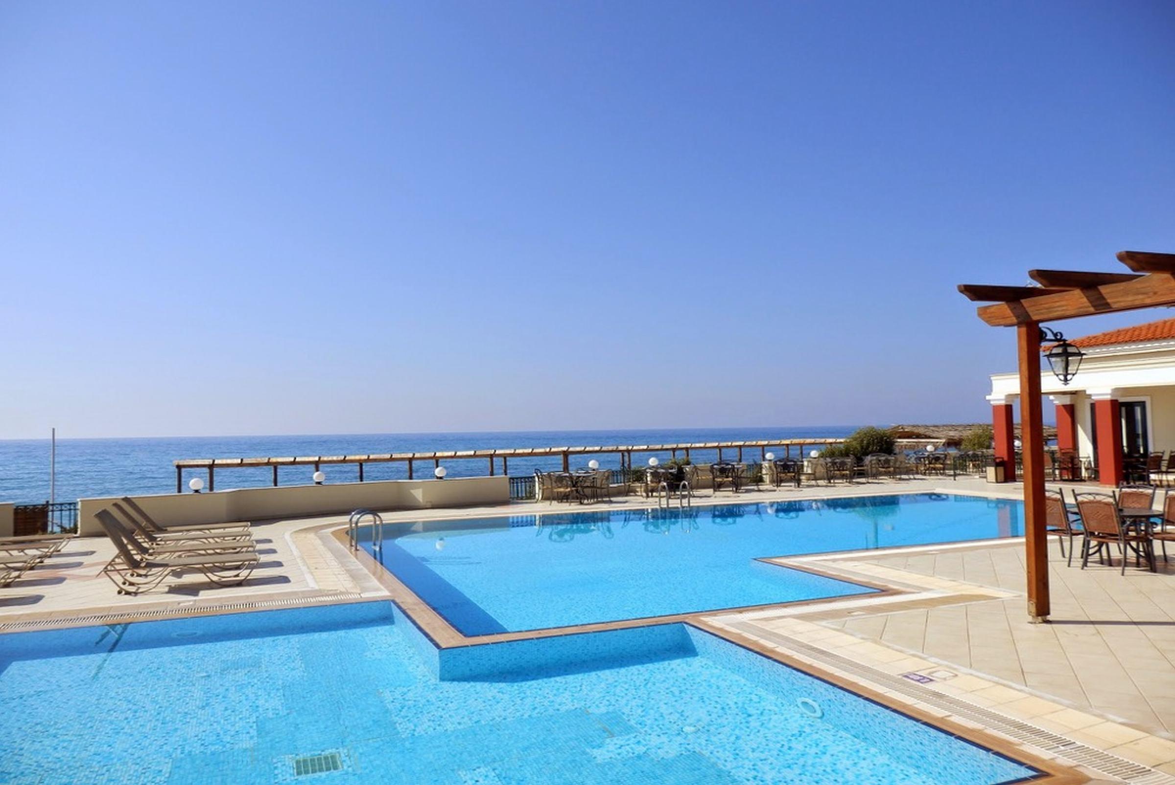 Messina Resort Hotel Kyparissia Esterno foto